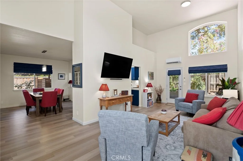 Photo of 304 Mission Serra