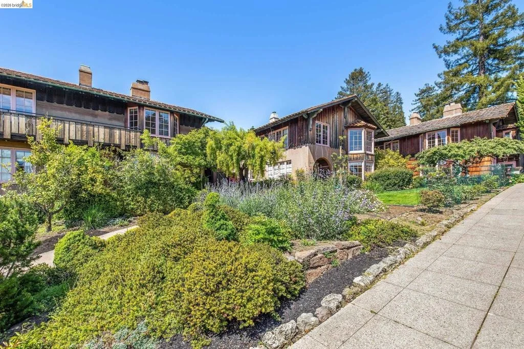 Photo of 2501 ROSE WALK