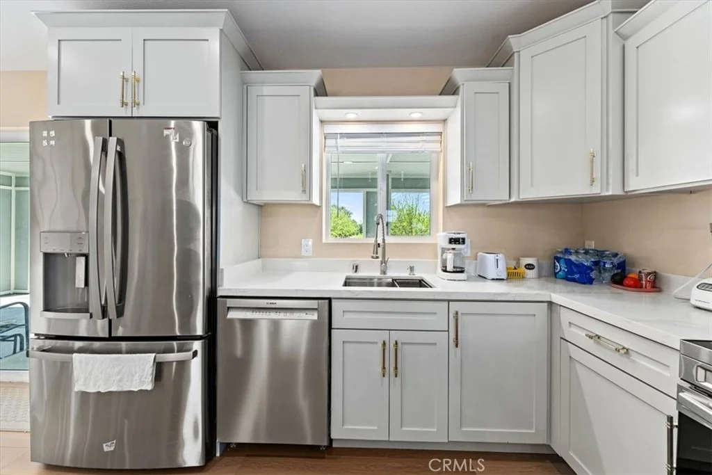Photo of 24565 Foster Road