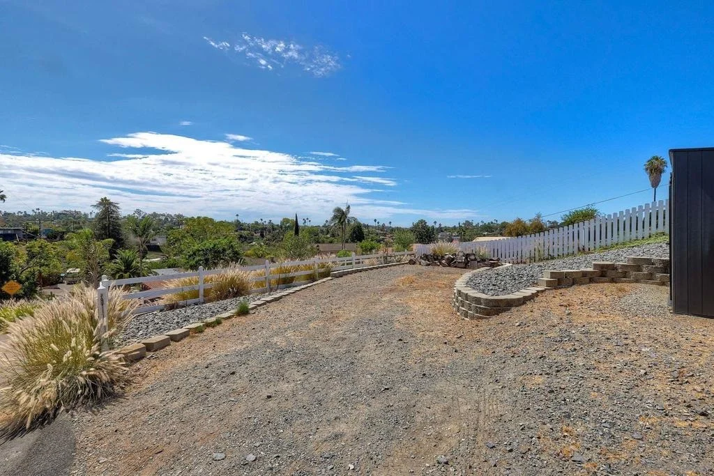 Photo of 129 Avalon Dr