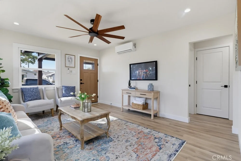 Photo of 5868 Myrtle