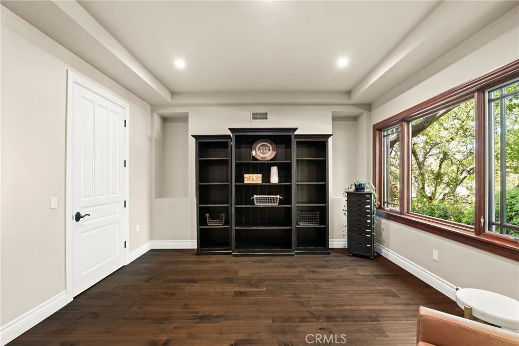 Photo of 1688 Dwight