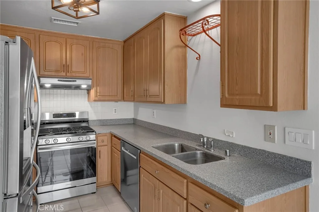 Photo of 237 Orleans