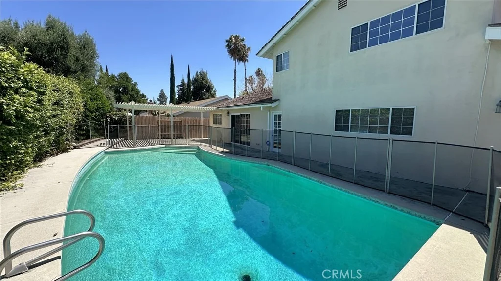 Photo of 10840 Sylvia Avenue