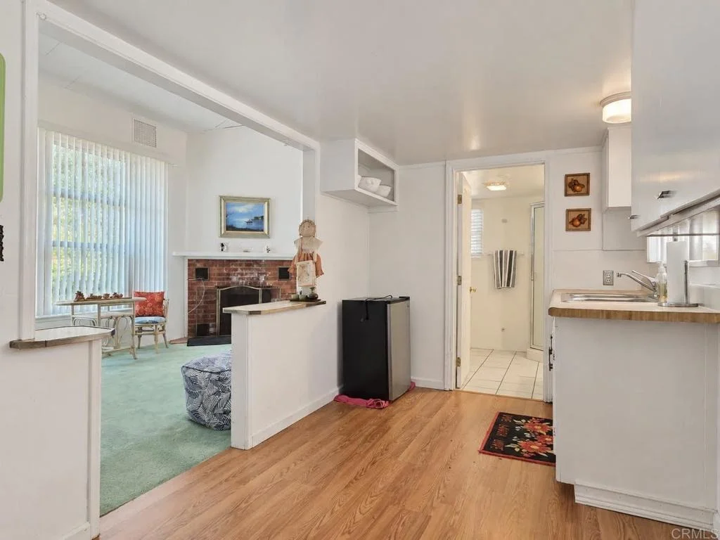 Photo of 1701 Acacia Lane