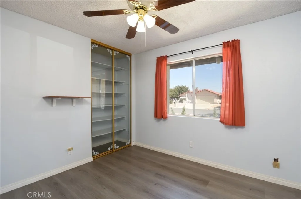 Photo of 2115 Flame Tree