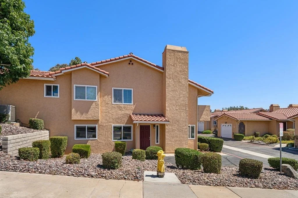 Photo of Unit 7 at 31909 Del Cielo Este