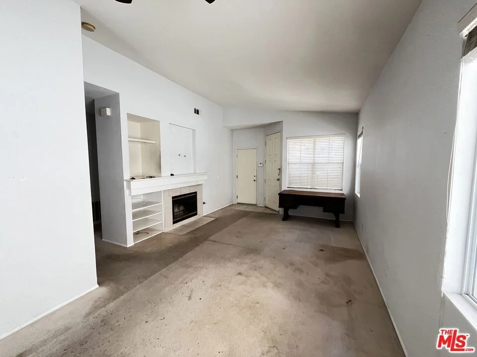 Photo of 27500 Parkside Drive