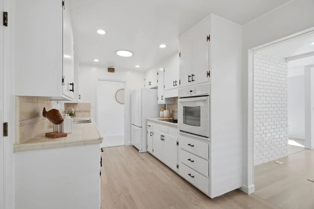Photo of 4886 Clarendon Drive