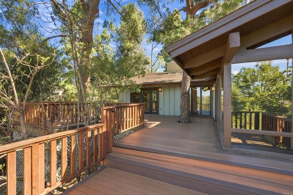 Photo of 4525 Lyons Drive