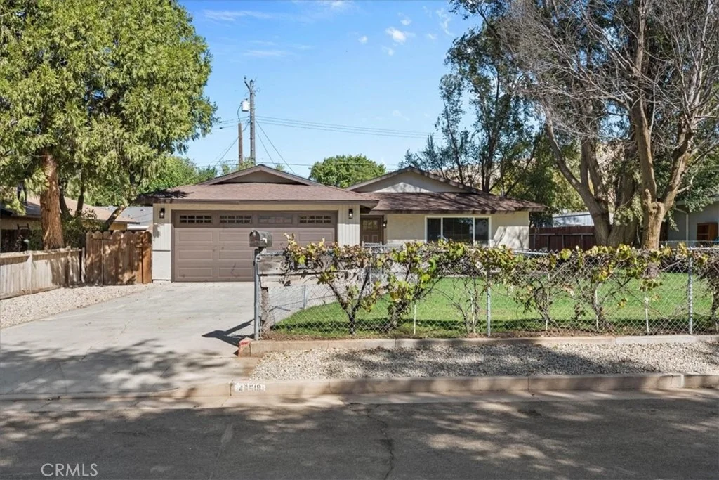 Photo of 49518 Michael Avenue