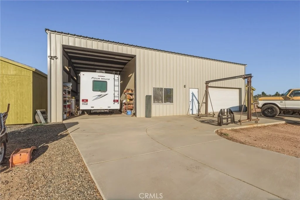 Photo of 11526 Prairie
