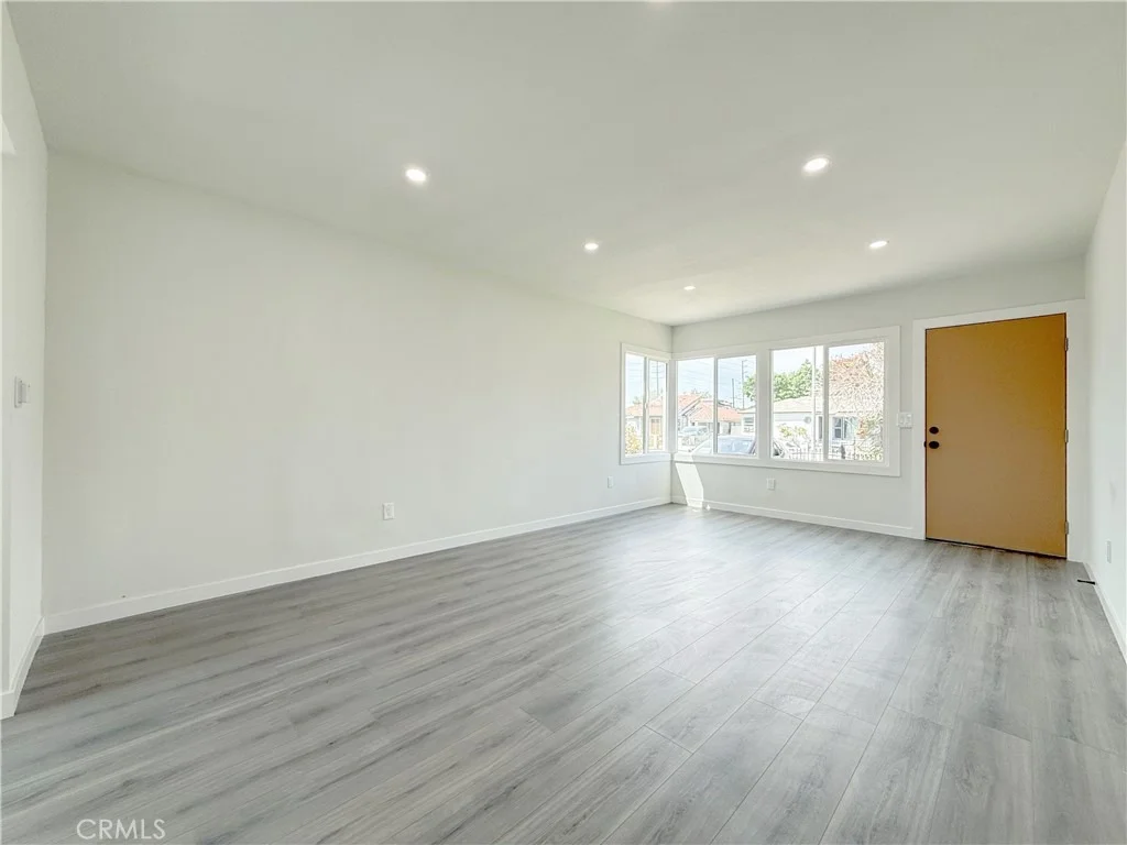 Photo of 336 W Caldwell Street