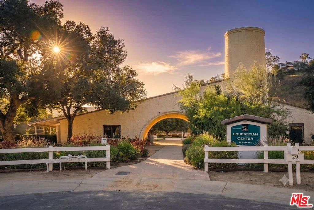 Photo of 14 Stallion Road