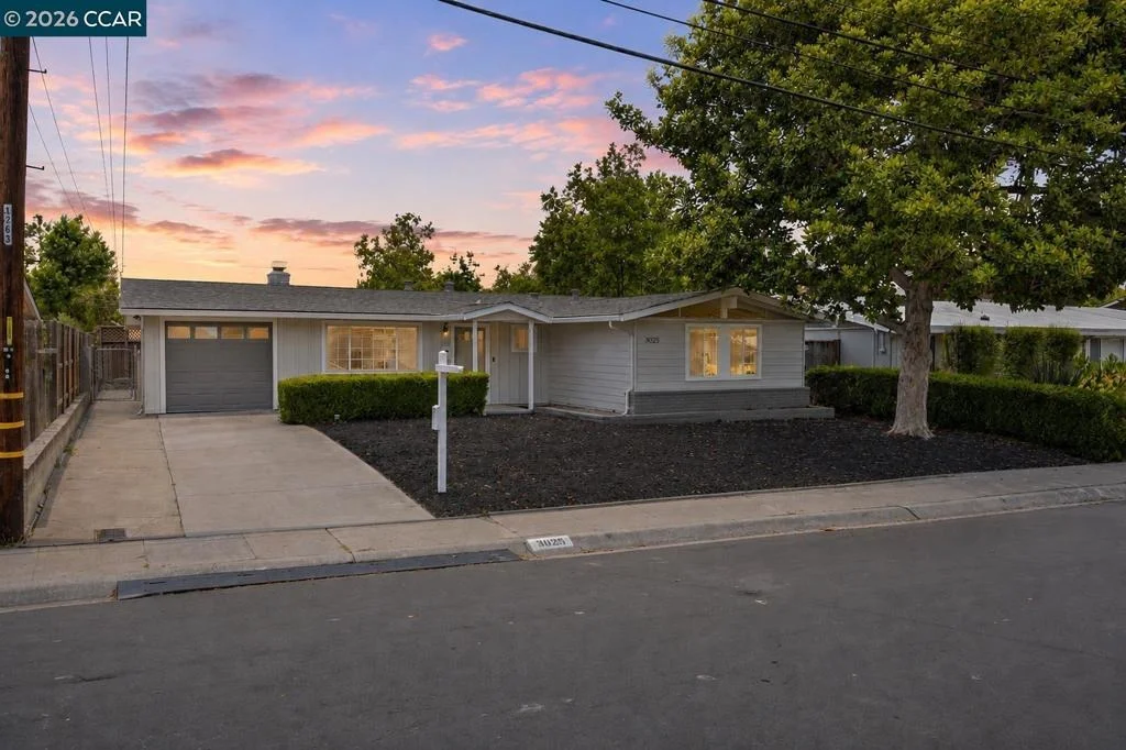 Photo of 3025 Justin Way