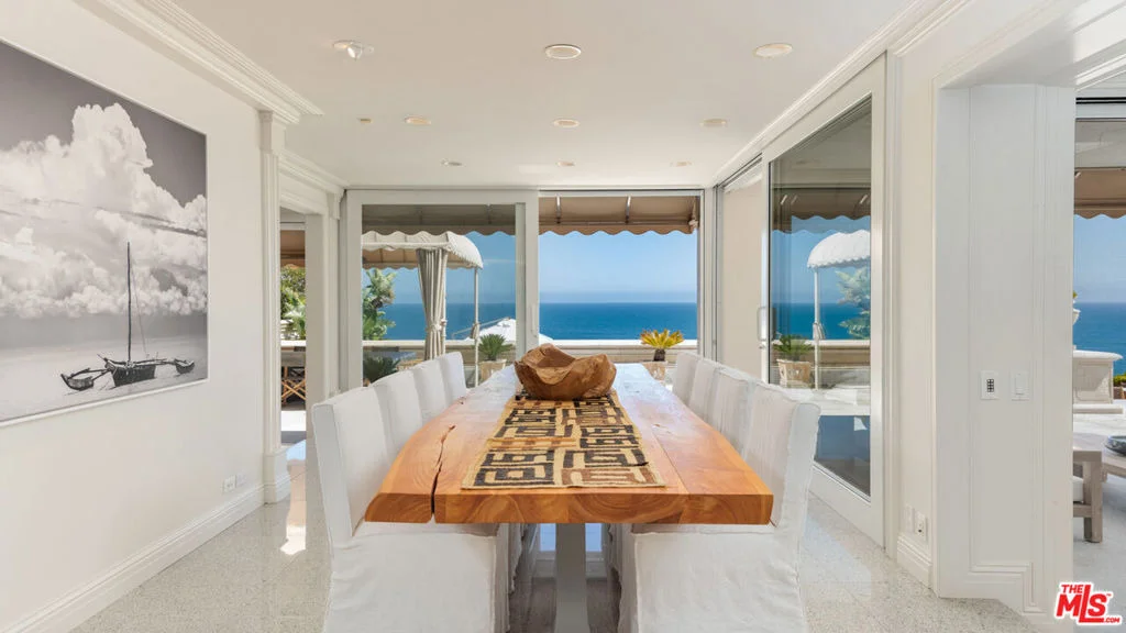 Photo of 29000 Cliffside Drive
