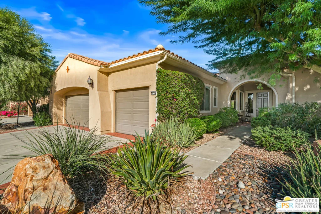 Photo of 40514 Calle Estela