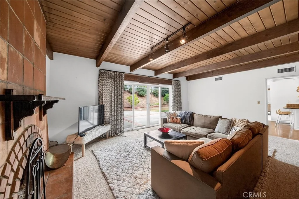 Photo of 1500 Canyon