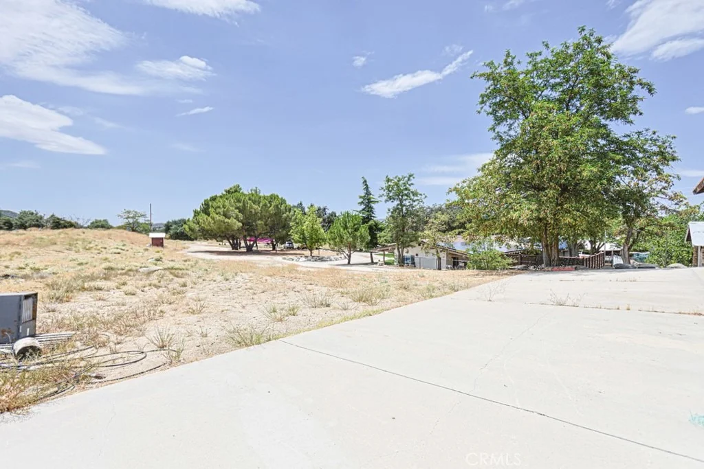 Photo of 38181 Valley Oak