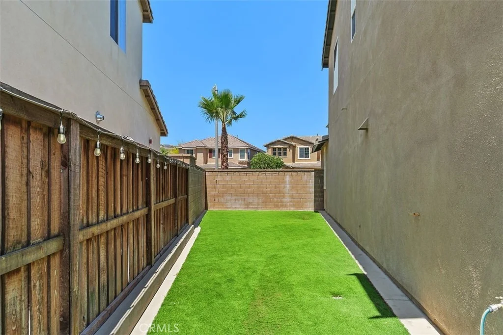 Photo of 11415 Valley Oak