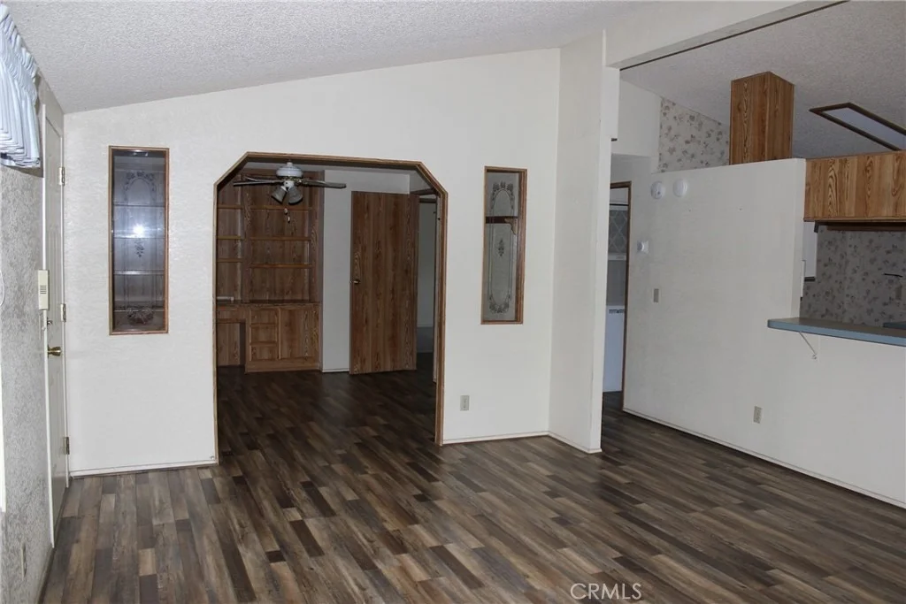 Photo of 1237 Yellowood Drive