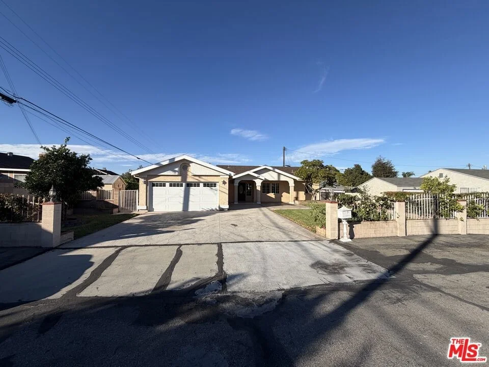 Photo of 14803 Light Street