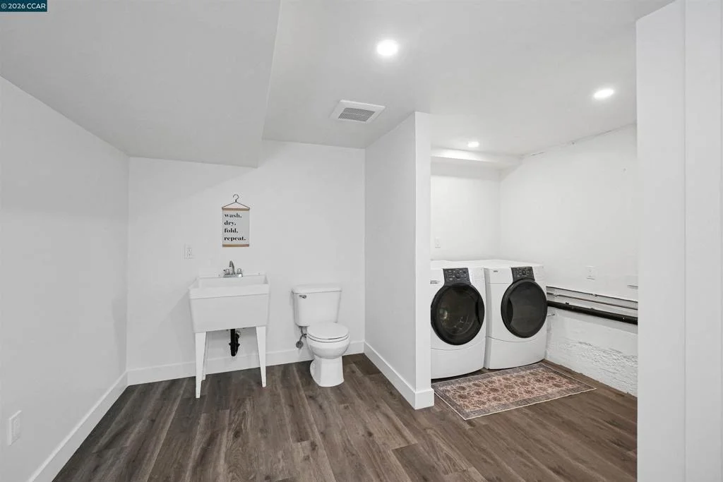 Photo of 1300 Kains Ave