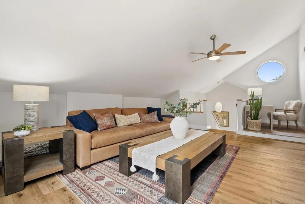 Photo of 1504 Valleda Lane