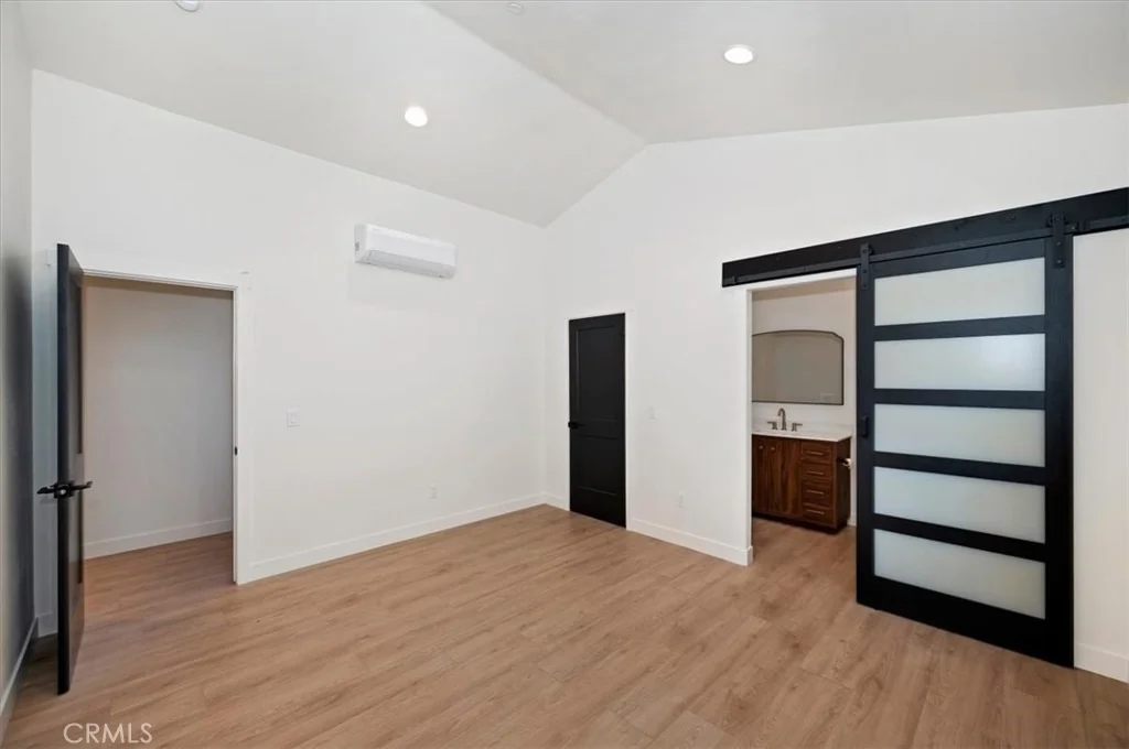 Photo of 40166 Esterly Lane