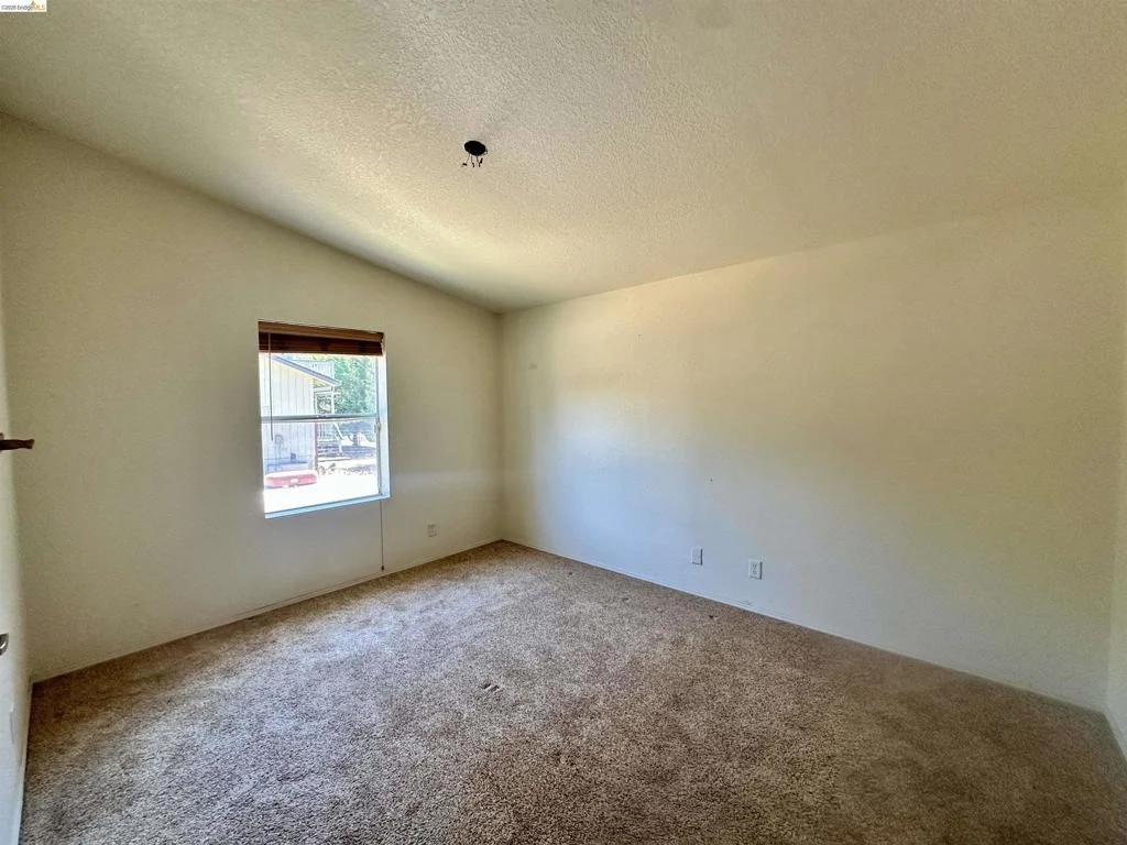 Photo of 20511 Nob Hill Cir