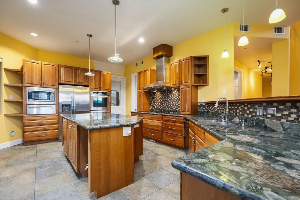 Photo of 11687 VALLE VISTA RD