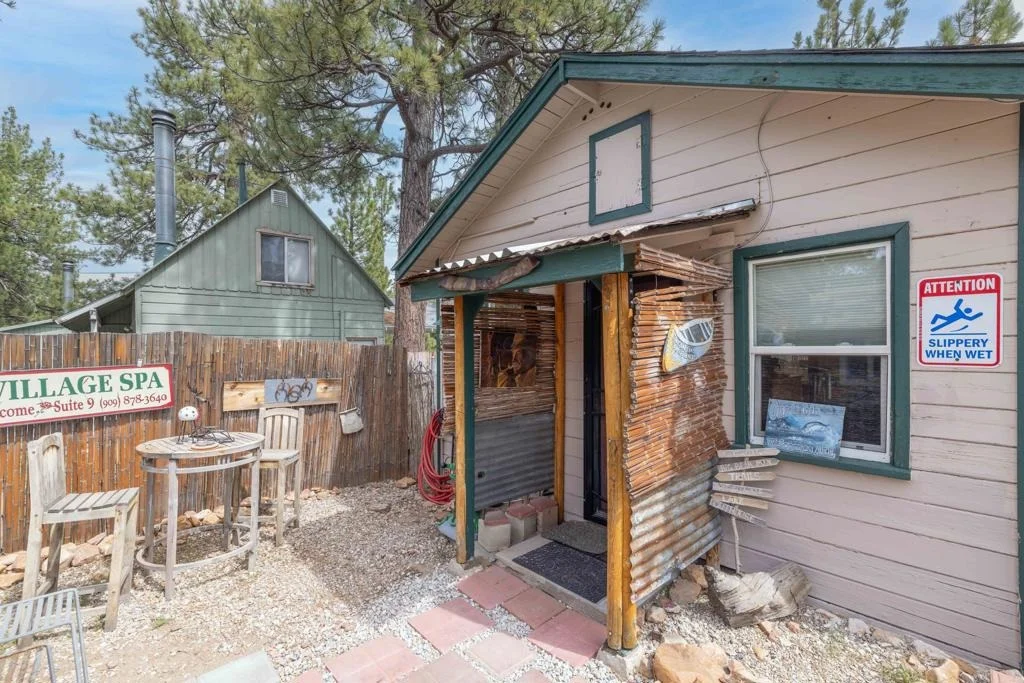 Photo of 40057 Forest Road