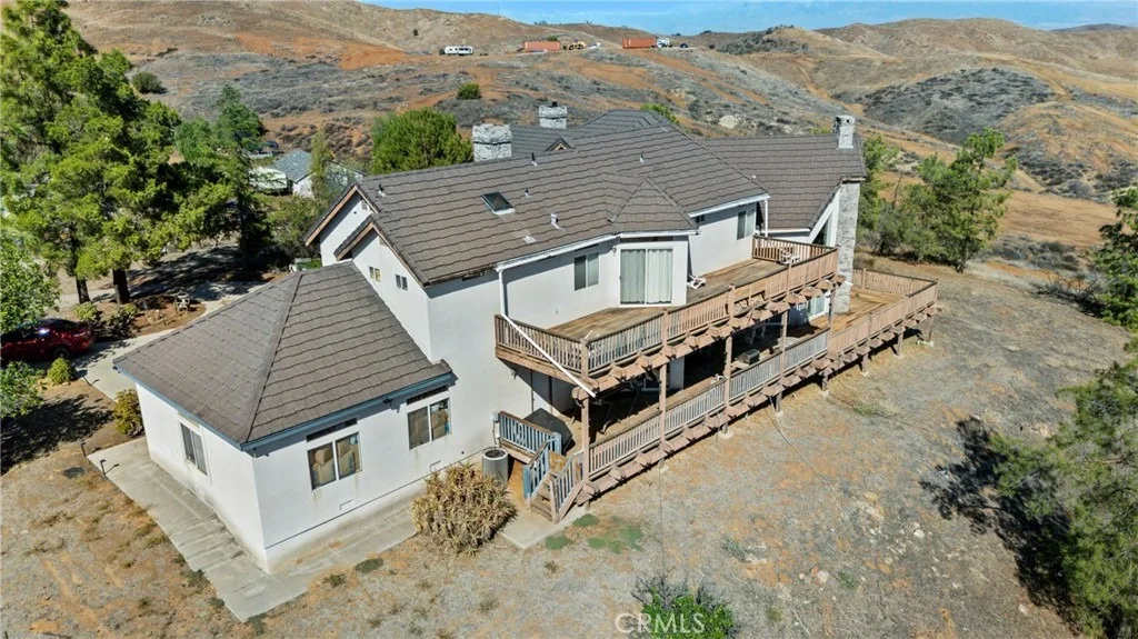 Photo of 19448 Blue Sky Road