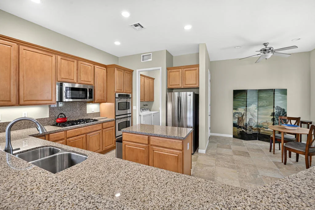 Photo of 40125 Calle Ebano