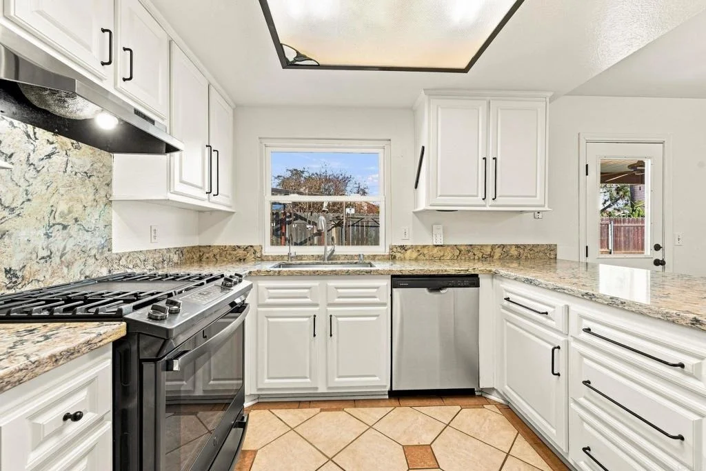 Photo of 10355 PASEO PALMAS DR.