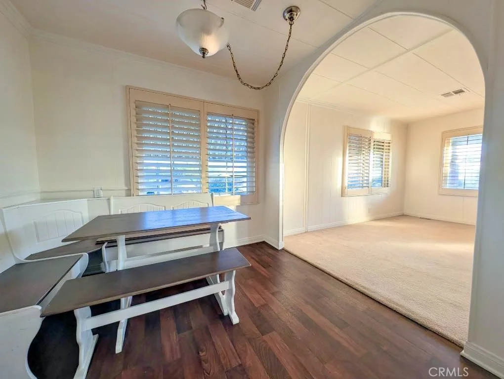Photo of 10213 Overland