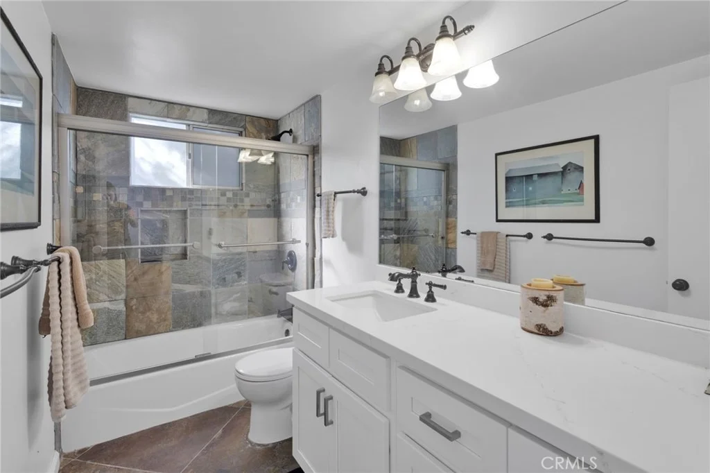 Photo of 28919 Palisades