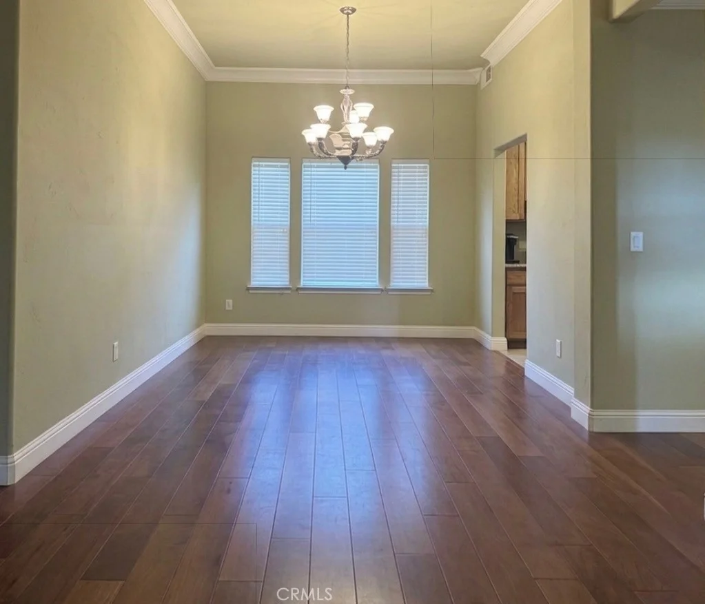 Photo of 82 N Wathen