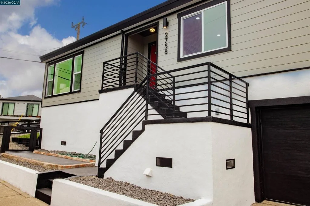 Photo of 2758 Del Monte Ave