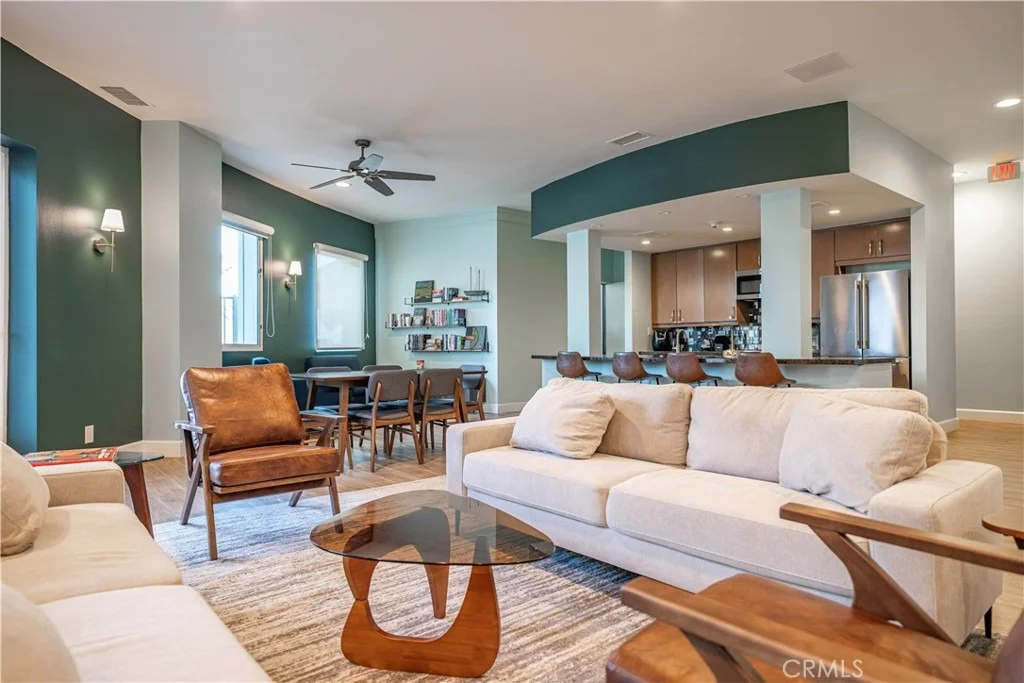 Photo of Unit 3003 at 700 E Ocean Boulevard