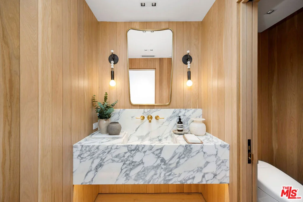 Photo of 24818 Malibu Road