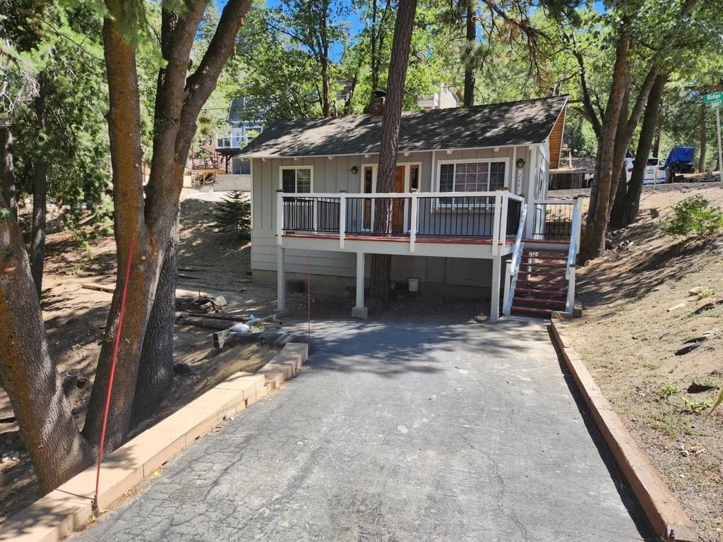 Photo of 2481 Spruce Drive