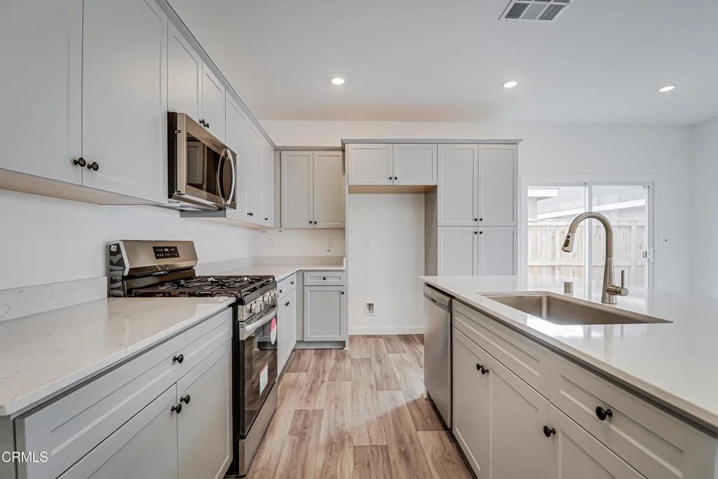 Photo of 9627 Maple Terrace Lane