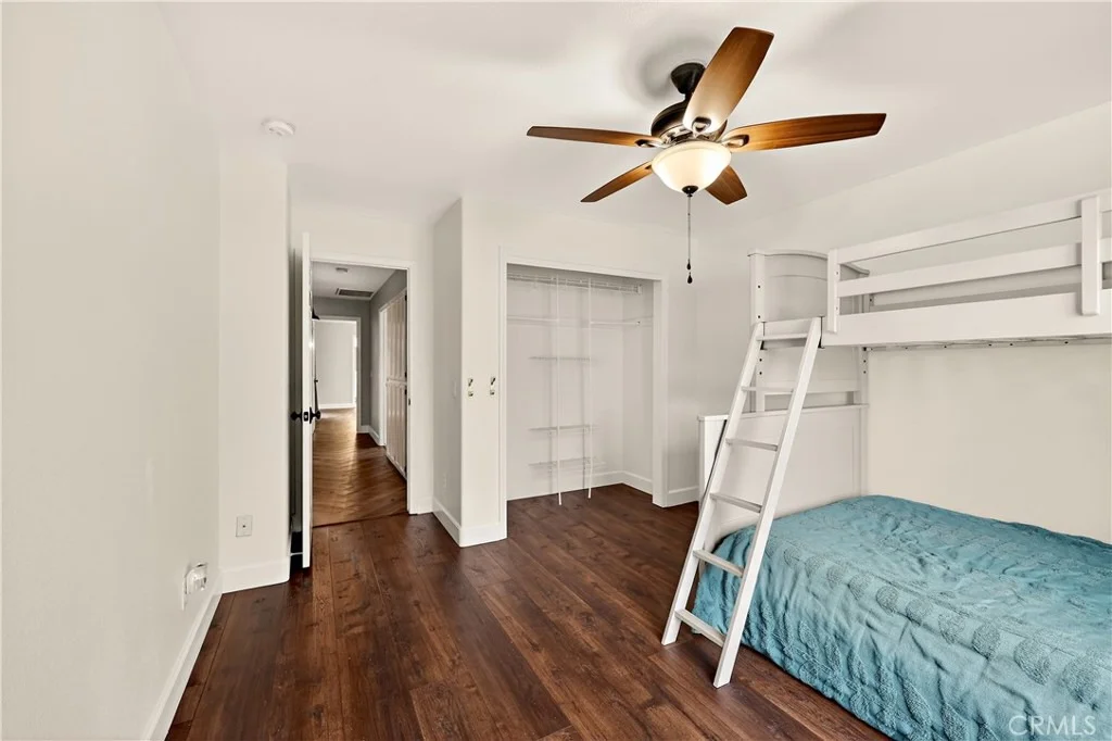 Photo of 724 Robin Drive