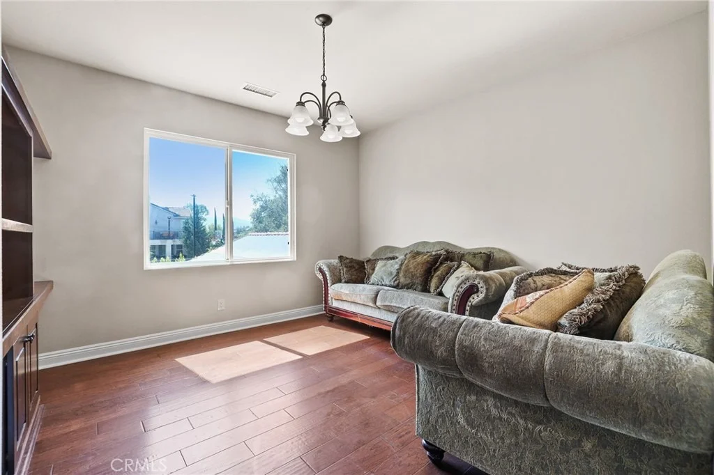 Photo of 1055 Lowry Ranch