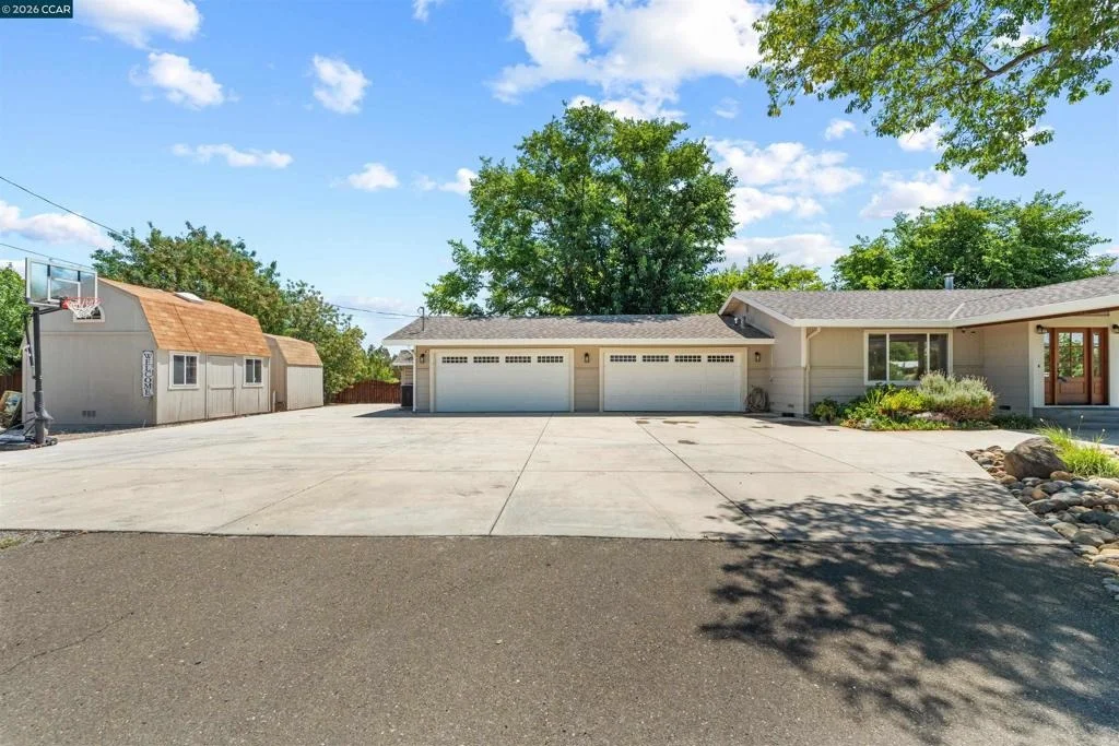 Photo of 7408 June Bug Lane
