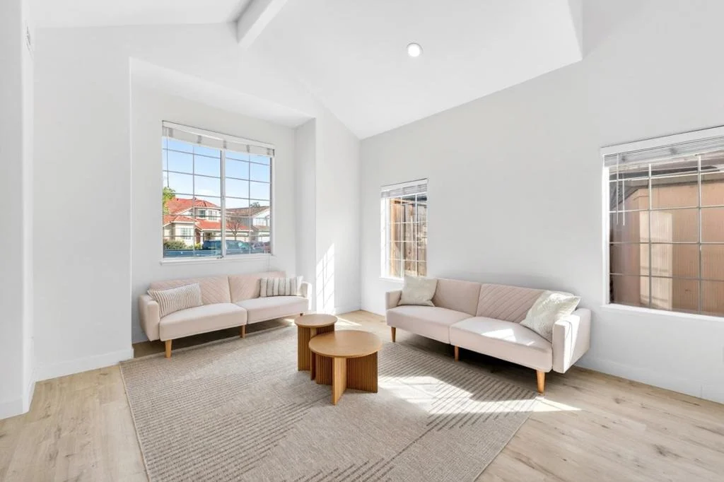 Photo of 15 Cheswick Circle