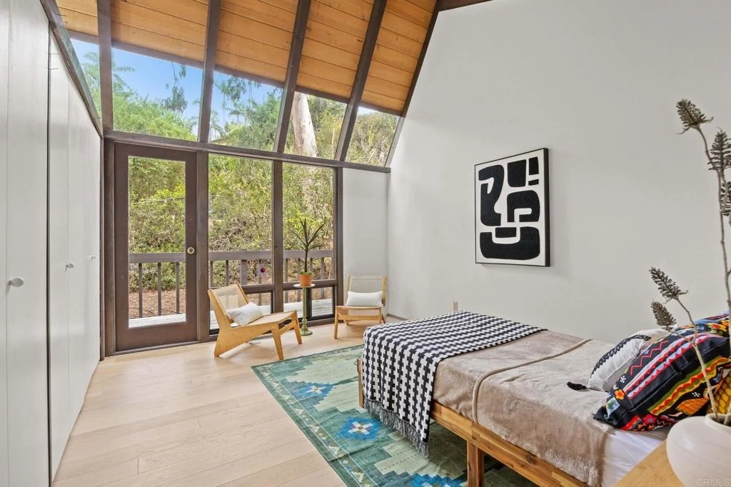 Photo of 343 Serpentine Drive