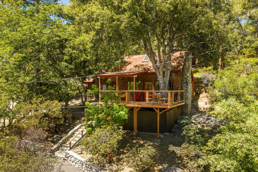 Photo of 24945 Marion Ridge Drive