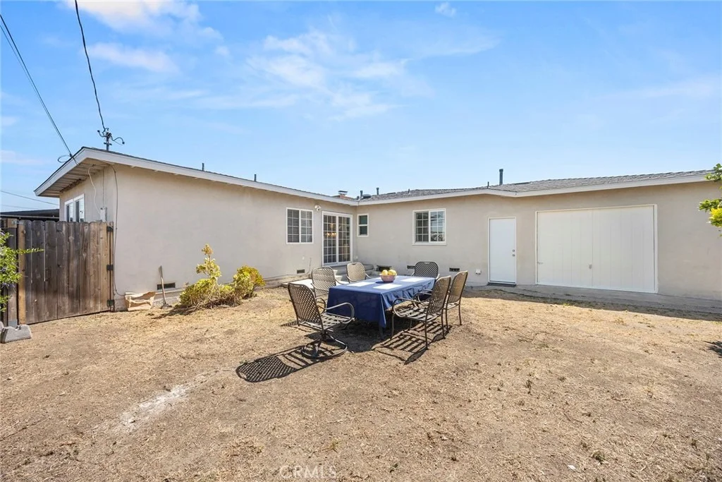 Photo of 774 N Victoria Drive